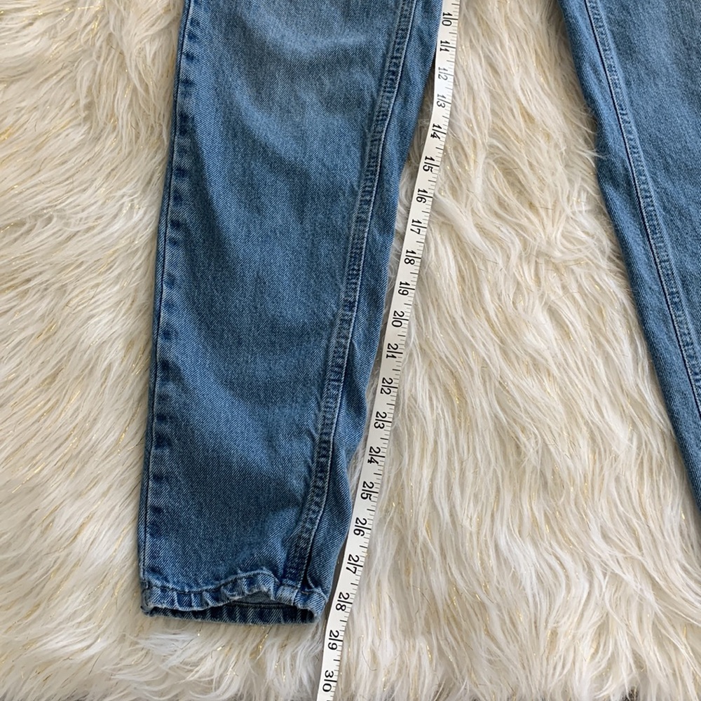 BDG by Urban Outfitters High Rise MoM Jeans - Picture 4 of 8